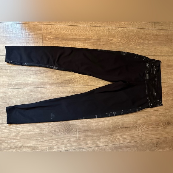 Adidas women’s mesh leggings - Picture 2 of 2